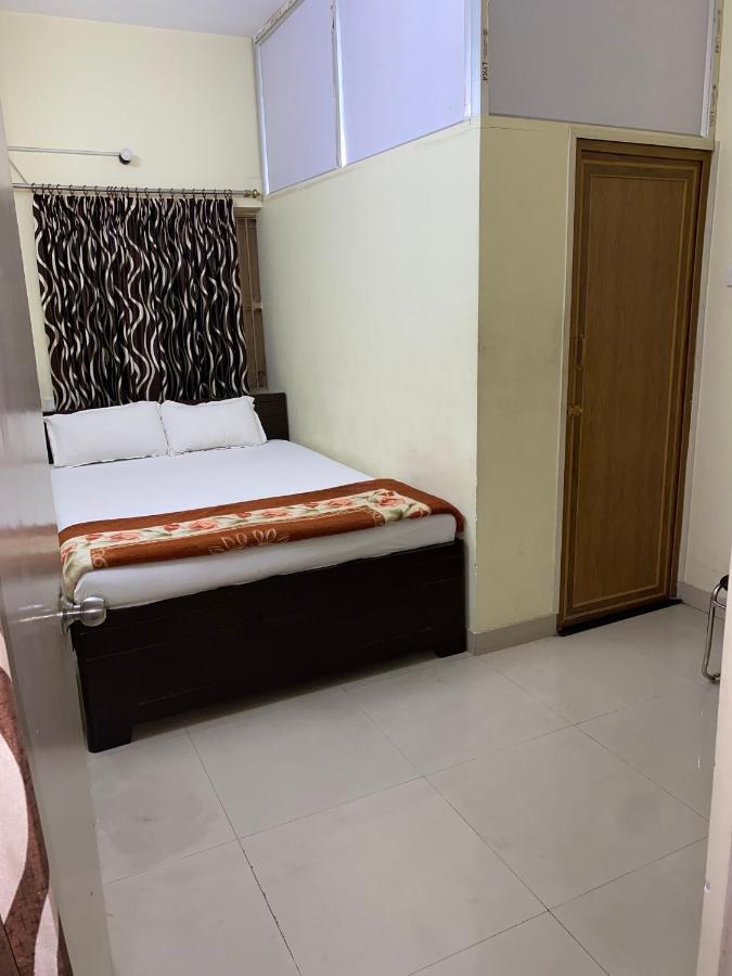 Lake Land Guest House 콜카타 외부 사진