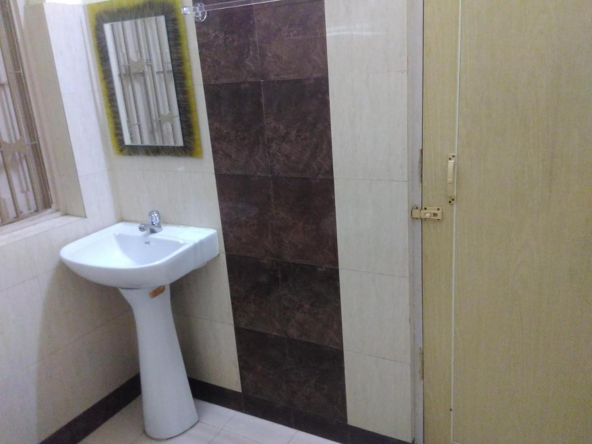 Lake Land Guest House 콜카타 외부 사진
