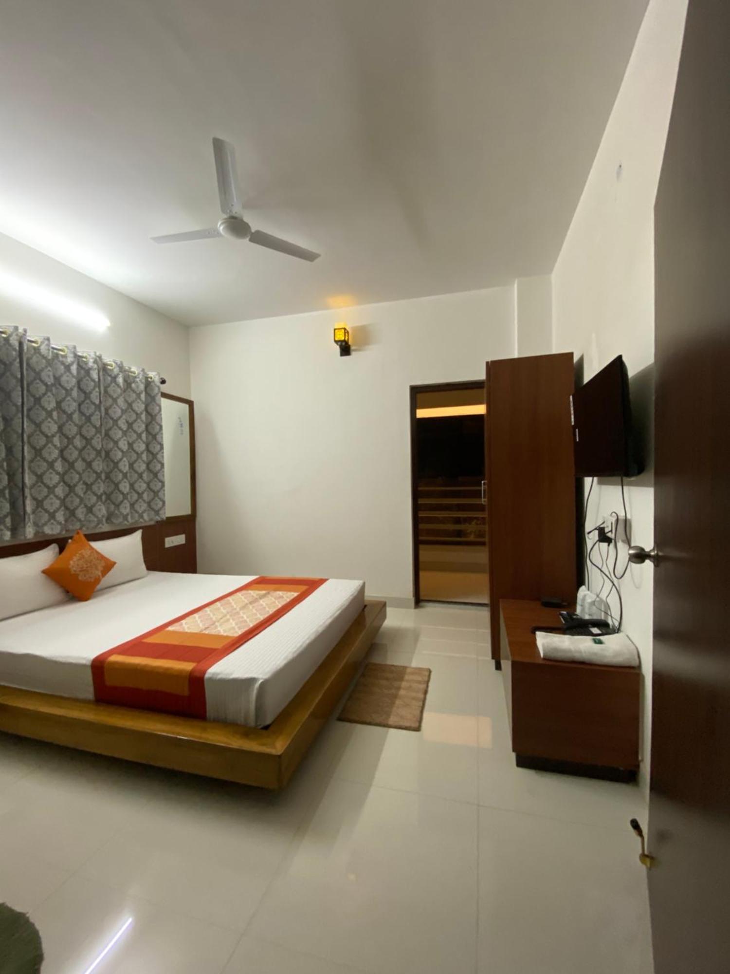 Lake Land Guest House 콜카타 외부 사진