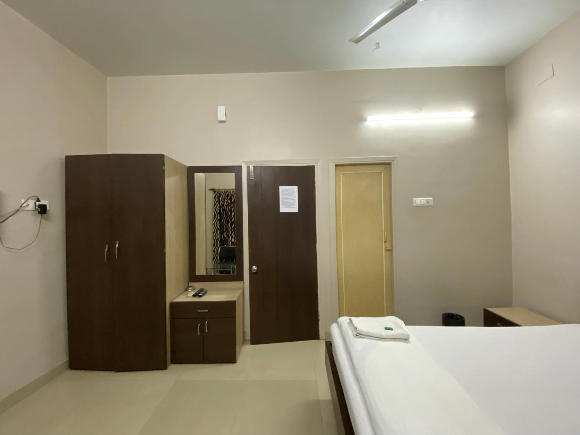 Lake Land Guest House 콜카타 외부 사진