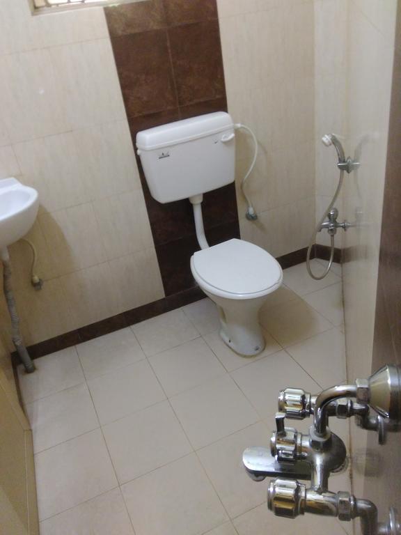 Lake Land Guest House 콜카타 외부 사진